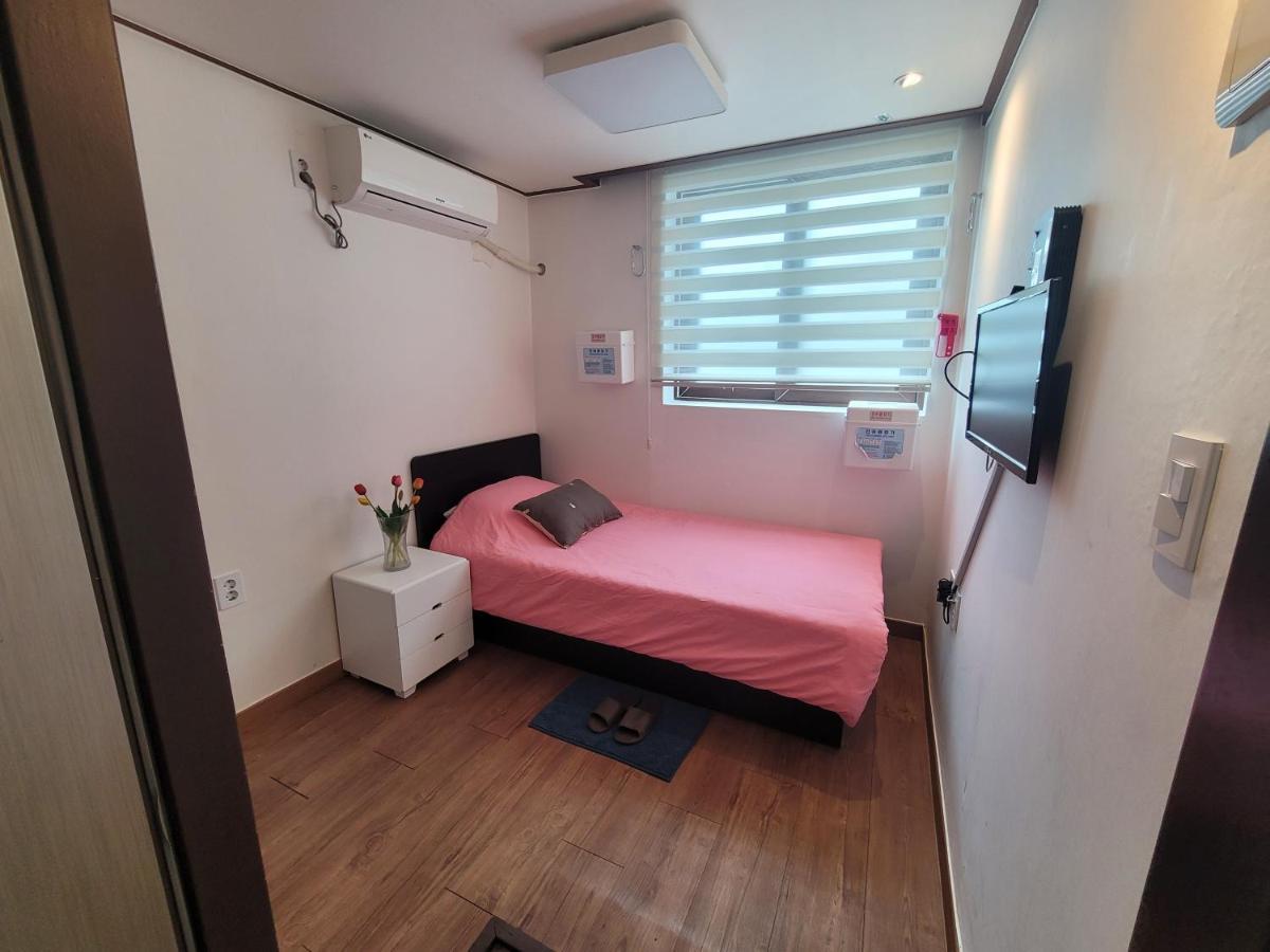 סיאול Olive Hostel Myeongdong מראה חיצוני תמונה