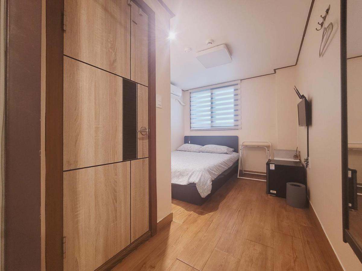 סיאול Olive Hostel Myeongdong מראה חיצוני תמונה