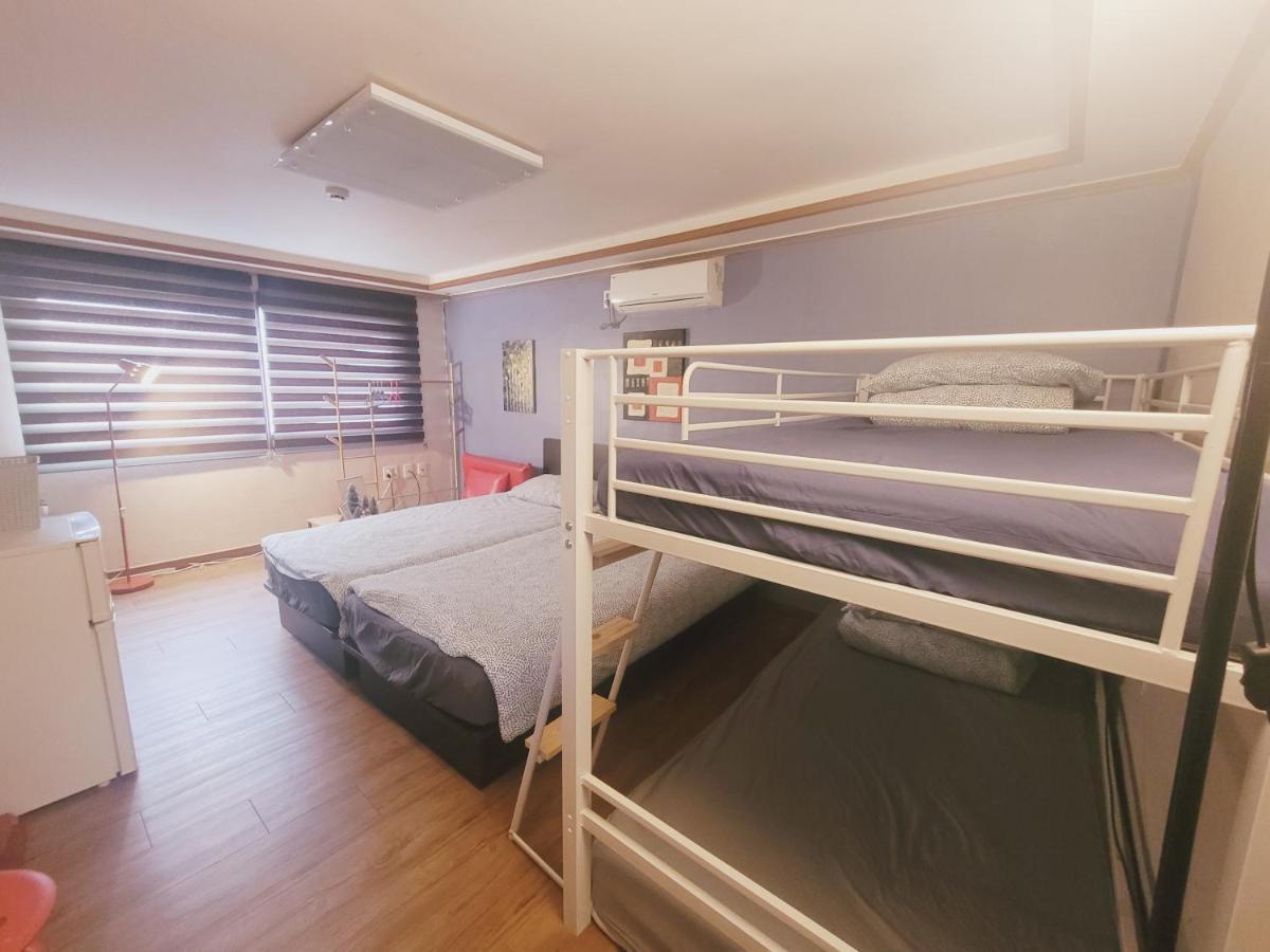 סיאול Olive Hostel Myeongdong מראה חיצוני תמונה