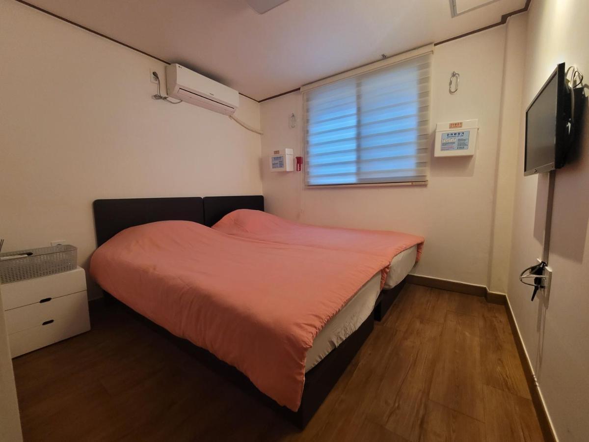 סיאול Olive Hostel Myeongdong מראה חיצוני תמונה