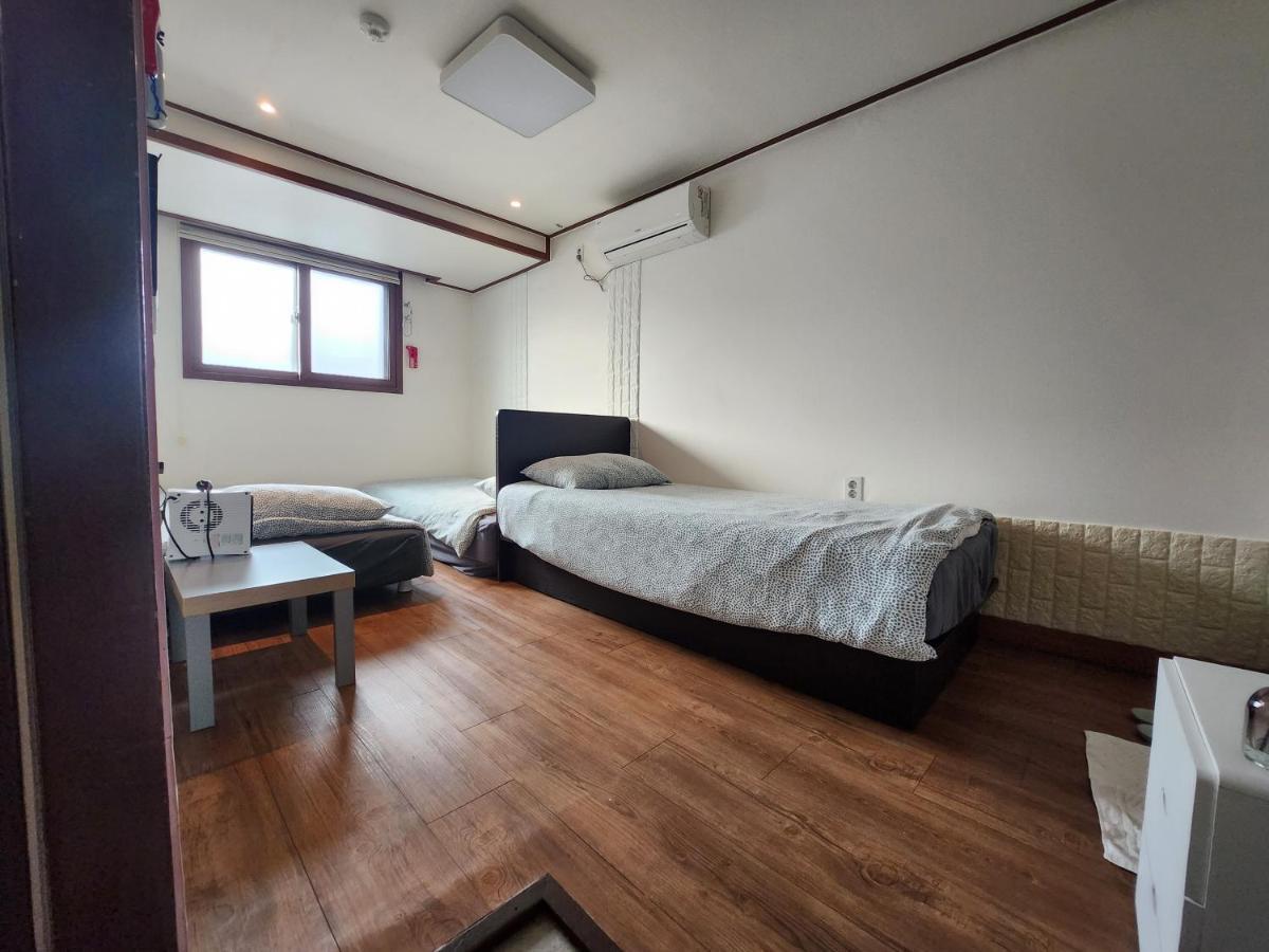 סיאול Olive Hostel Myeongdong מראה חיצוני תמונה